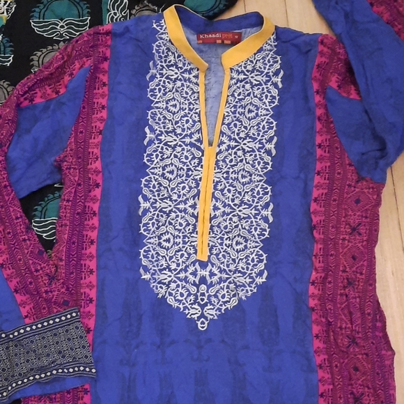 Khaadi Pret Kurta 2 pack - Picture 2 of 7